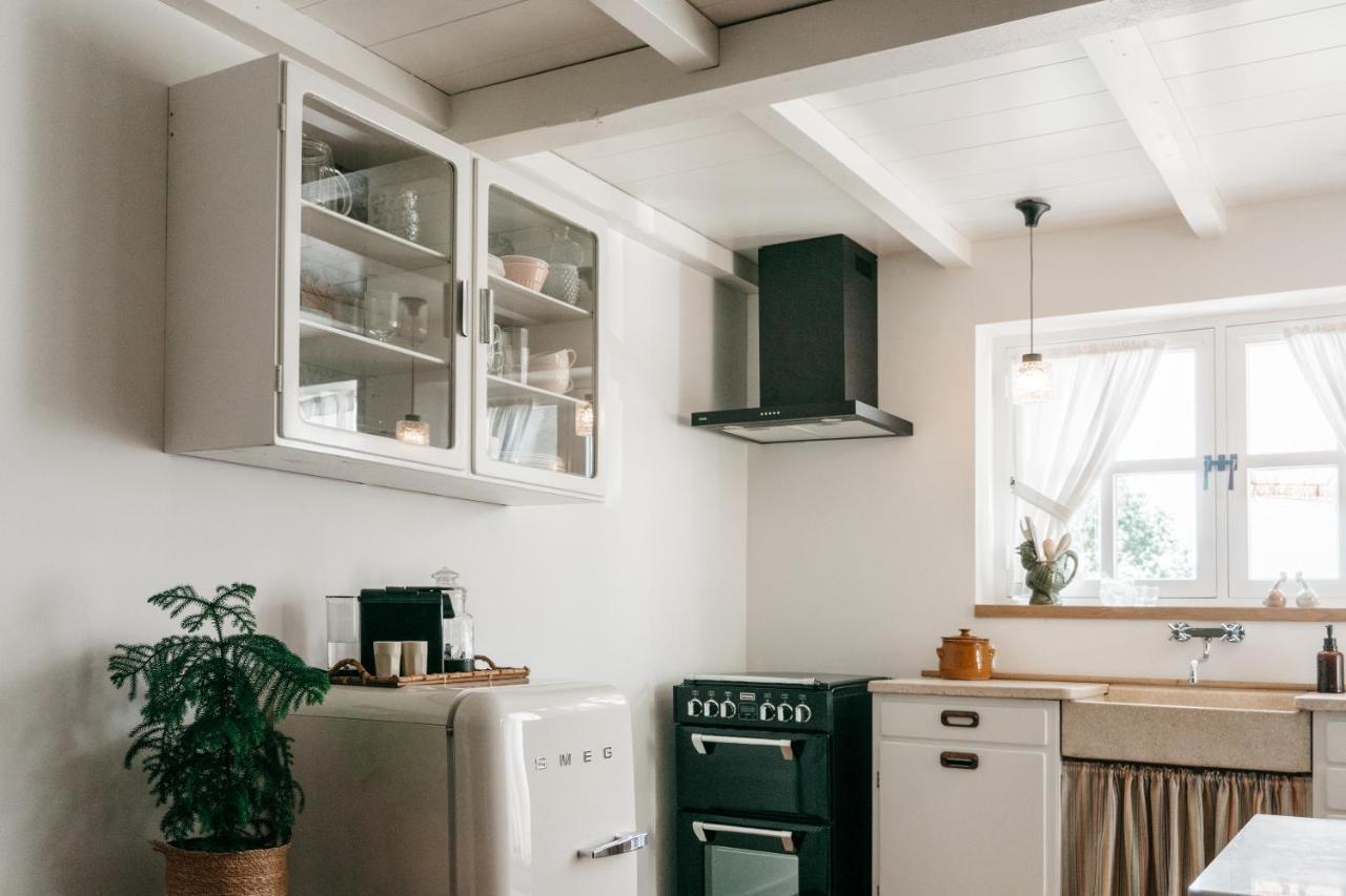 Logement Cornelia - Tholen, Zeeland Ngoại thất bức ảnh
